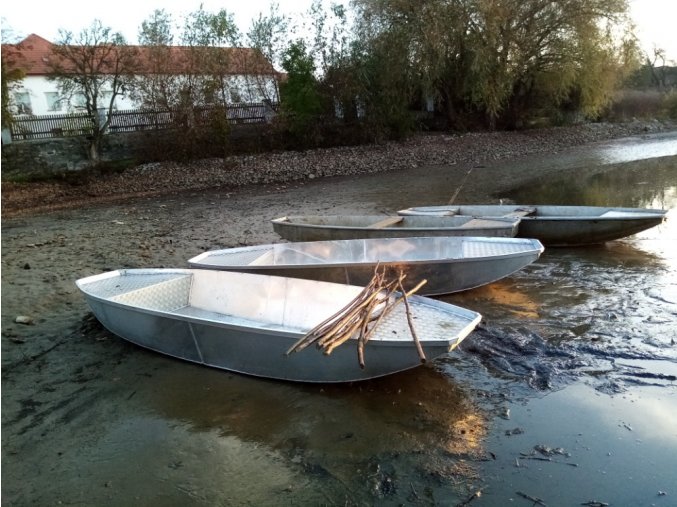 loď 4 m II