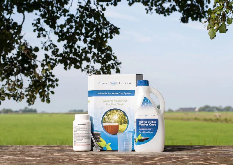 AquaFinesse chemie pro nafukovací vířivky – křišťálová voda za minutu týdně