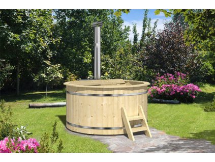 hot tub wood 768x512 1