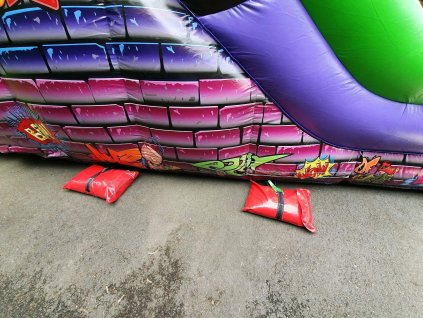 195 ee86d9c27245f8b993cfd3d598781bfd5f09f9e9a9f42