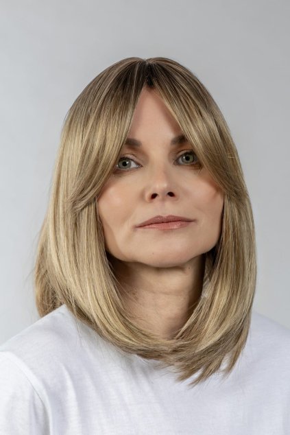 dámská blond mikádo paruka Liliana18