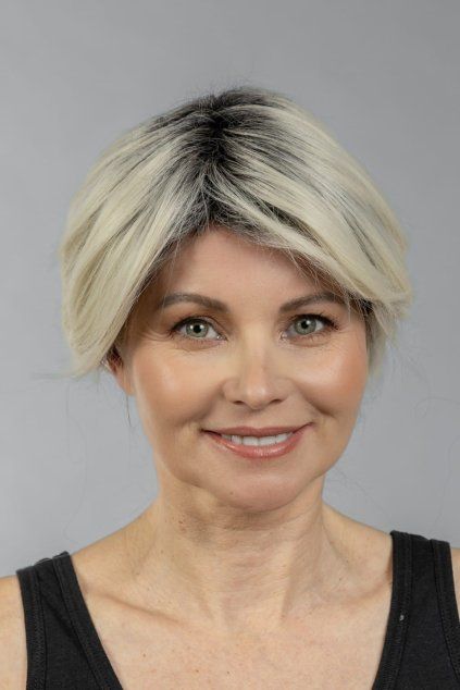 dámska blond paruka Vittoria26 - krátka
