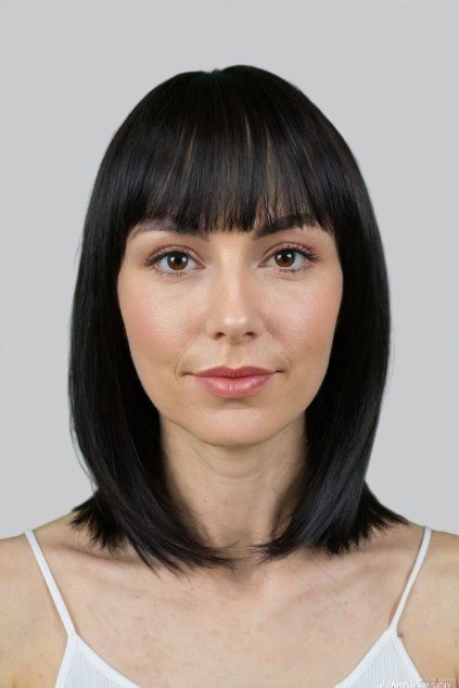 dámska čierna paruka Maria44