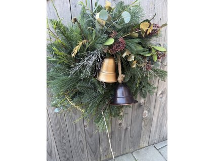 Vánoční věnec na dveře- zvony