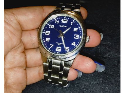 Nerezové hodinky Casio