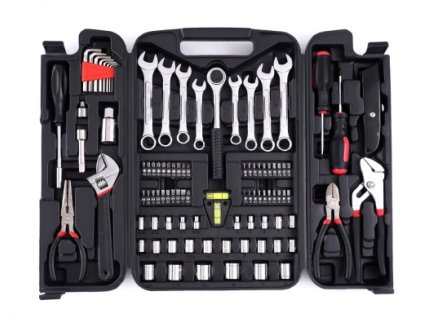 24d521477f74c33b9a89ba63d083790d