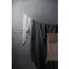 Cestovní ručník NYYTTI Lapuan Kankurit 65x130 cm světle šedý