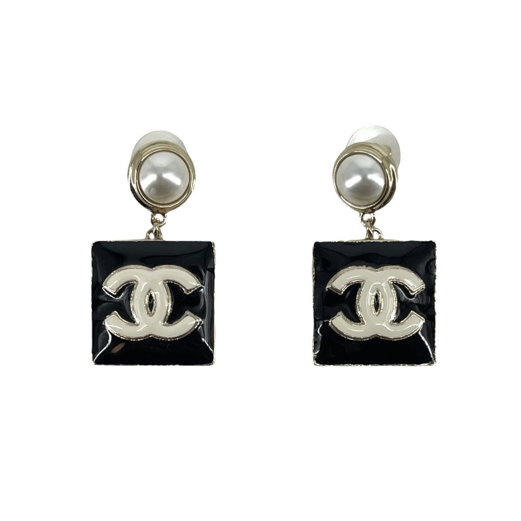 CHANEL Black Vintage Earrings