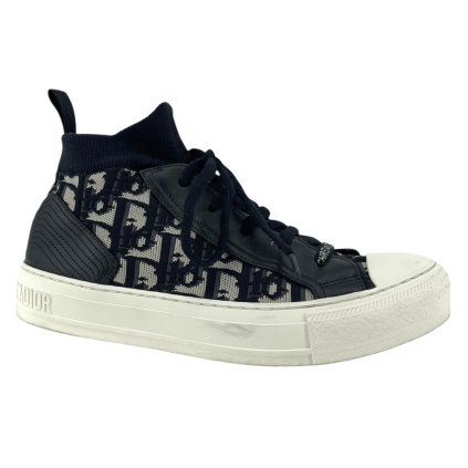 Photoroom 179 20251116 200537