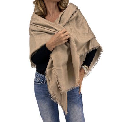 GUCCI Beige Scarf