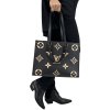 LOUIS VUITTON Onthego Monogram Tote Bag