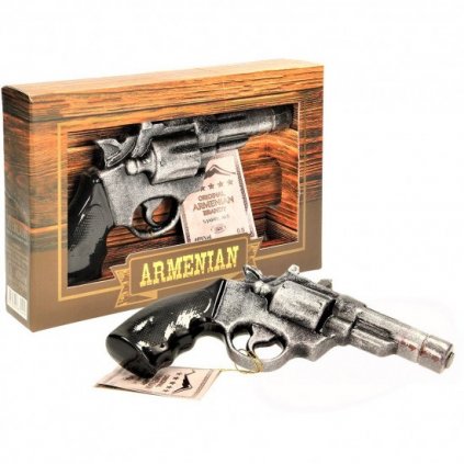 Revolver1