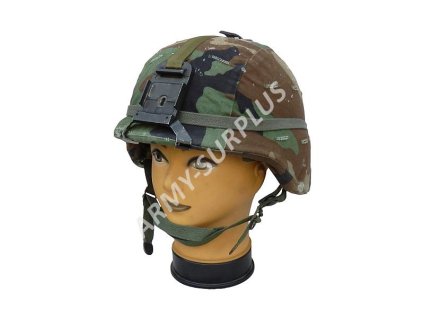 Helma (přilba) PASGT US balistická kevlar woodland s NVG montáží