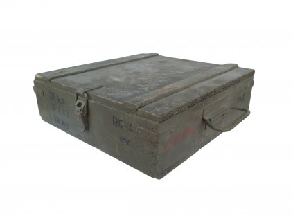 Bedna muniční dřevěná ČSLA na ruční útočné granáty RG-4,RG-5 originál