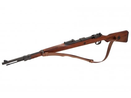 Karabina K98 Mauser Německo 1935 WWII s koženým popruhem