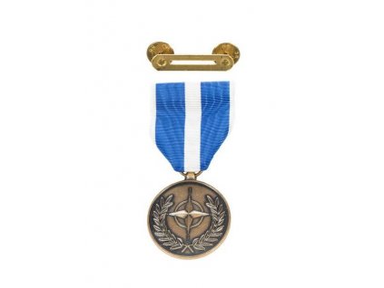 Medaile vyznamenání NATO „ve službách míru a svobody“