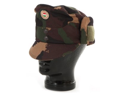 Polní čepice zimní maskovací s krycí chlopní a kokardou Maďarsko originál