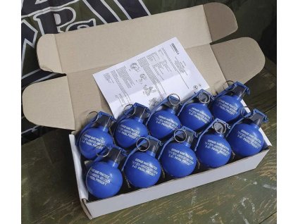 Granát airsoftový ruční P-67 "NATO" modrý Pyrosoft™