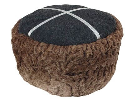 Čepice zimní Papakha z hnědé kožešiny s černým vrškem