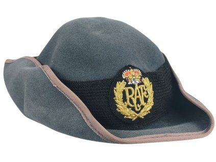 Klobouk dámský třírohý RAF britského letectva Royal Air Force