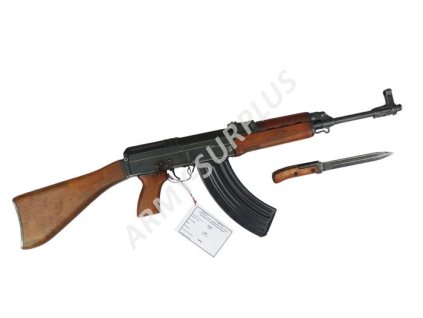 Samopal vzor 58 P (pevná pažba) vz.58 znehodnocený ve dřevě (buk)