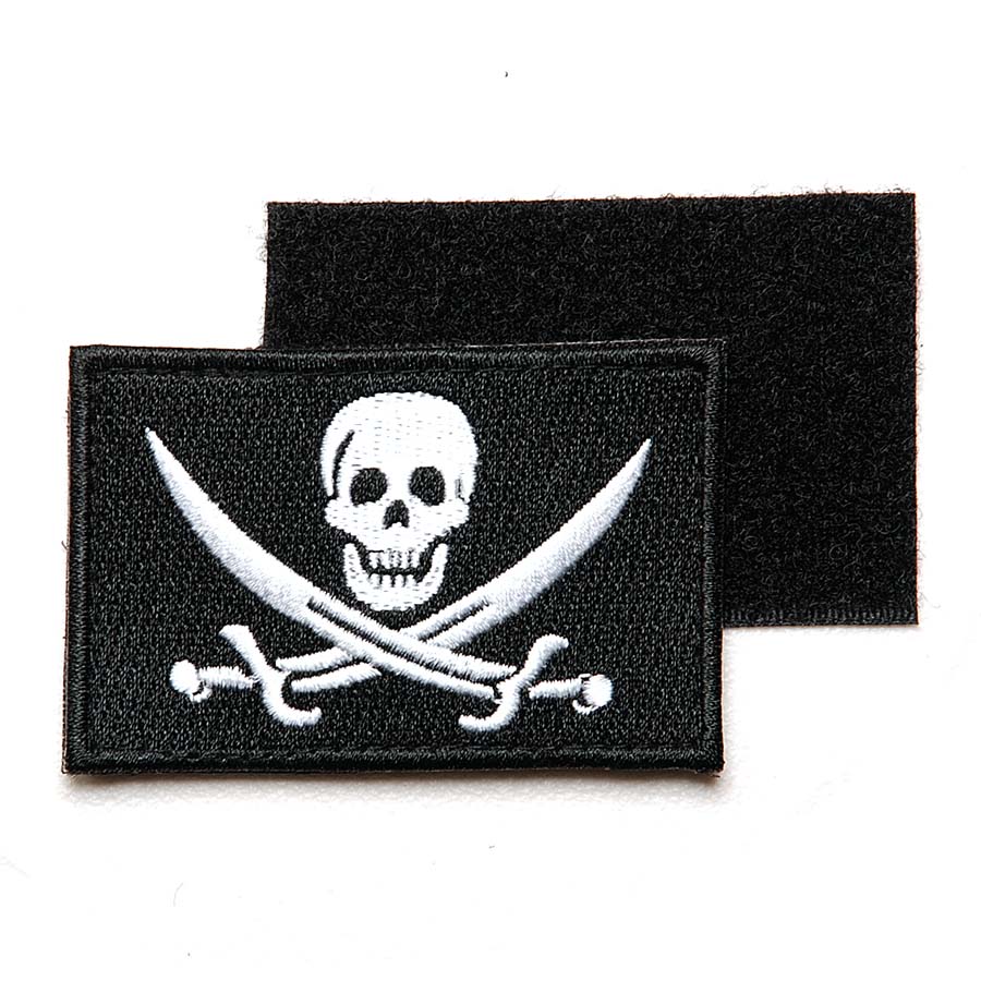 Nášivka pirát (lebka + šavle) velcro Fosco