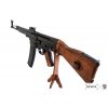 Útočná puška samopal Sturmgewehr 44 (StG44) s popruhem Německo WWII