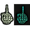 Nášivka Prostředníček kostlivce svítící ve tmě