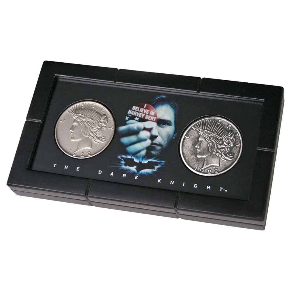 The Noble Collection Sběratelské mince Harvey Dent "TWO-FACE" - Batman