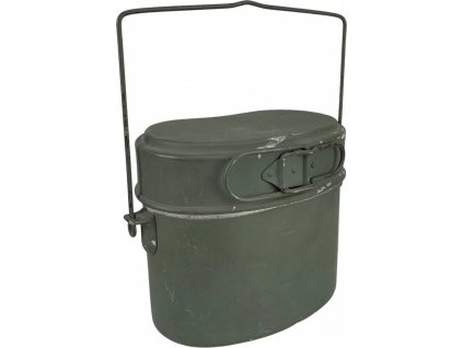 b900bb7a19674eefa04f1e0b685fa040