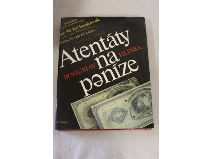 Kniha Atentát na peníze - historická
