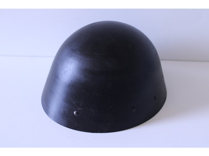 Helma vz.32 hříbek s koženým podbradníkem - černá