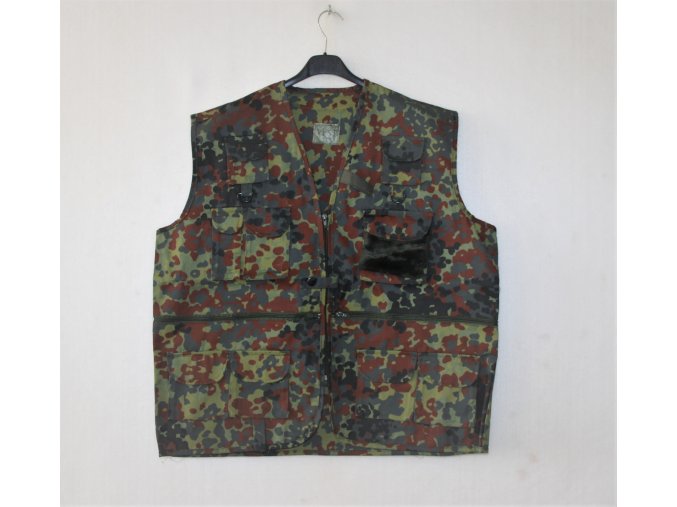 Vesta s kapsami - flecktarn