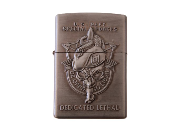 Benzínový zapalovač U.S. NAVY - stříbrný mat