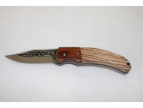 Kapesní zavírací nůž s gravírováním