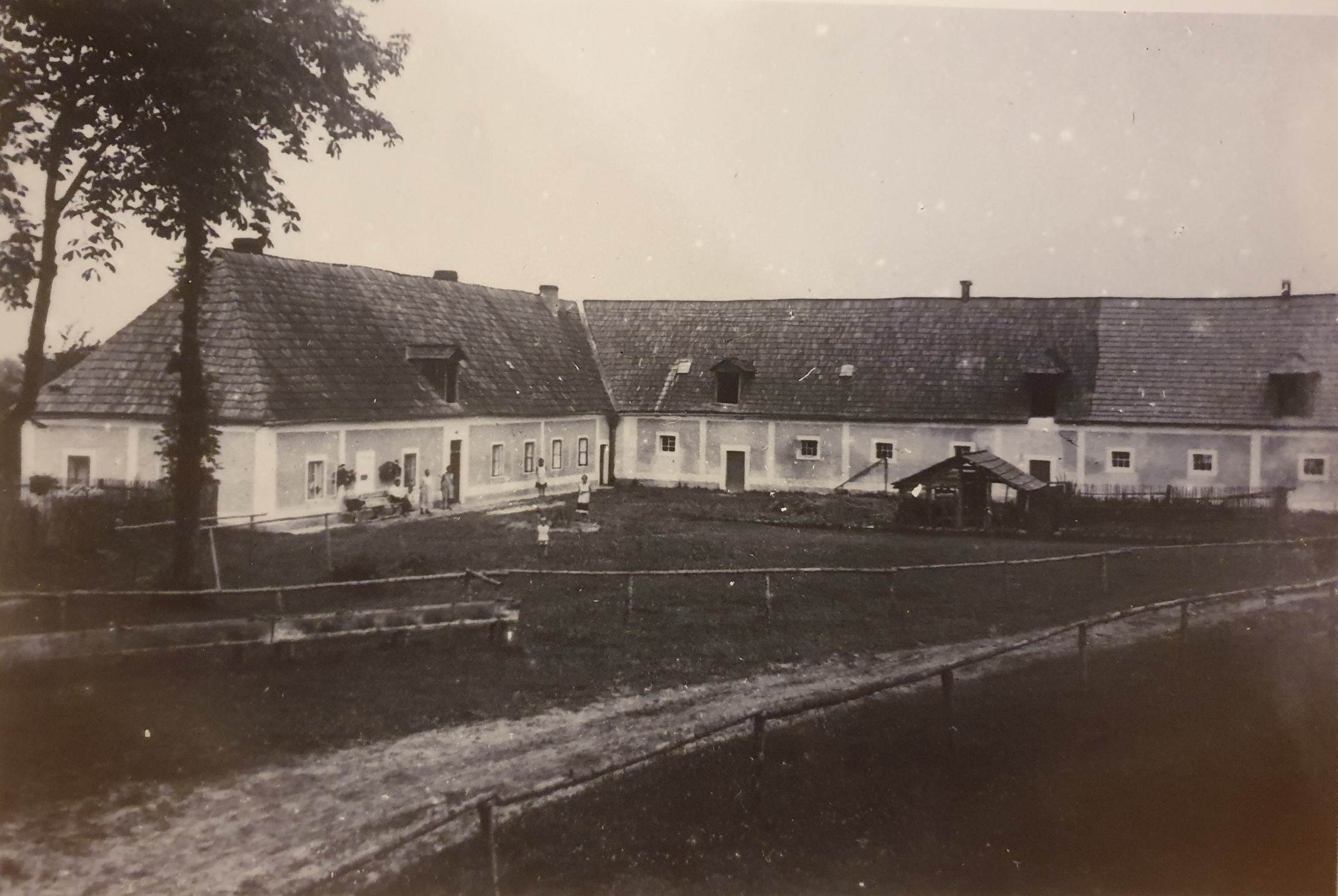 ARNOŠTICE V MINULOSTI