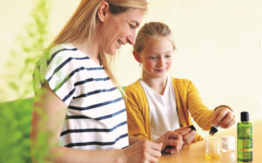 Vyrobte si Repelent Natur pre Vaše spokojné  leto