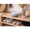 Bílé aroma kamínky ve světle šedé Miyabi na botníku