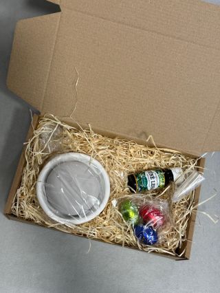 Každá objednávka nám udělá velkou radost. A tuto radost pak přenášíme do balení vašich balíčků 💚 👉 Máte už zkušenost s...