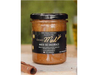 Českej med se skořicí