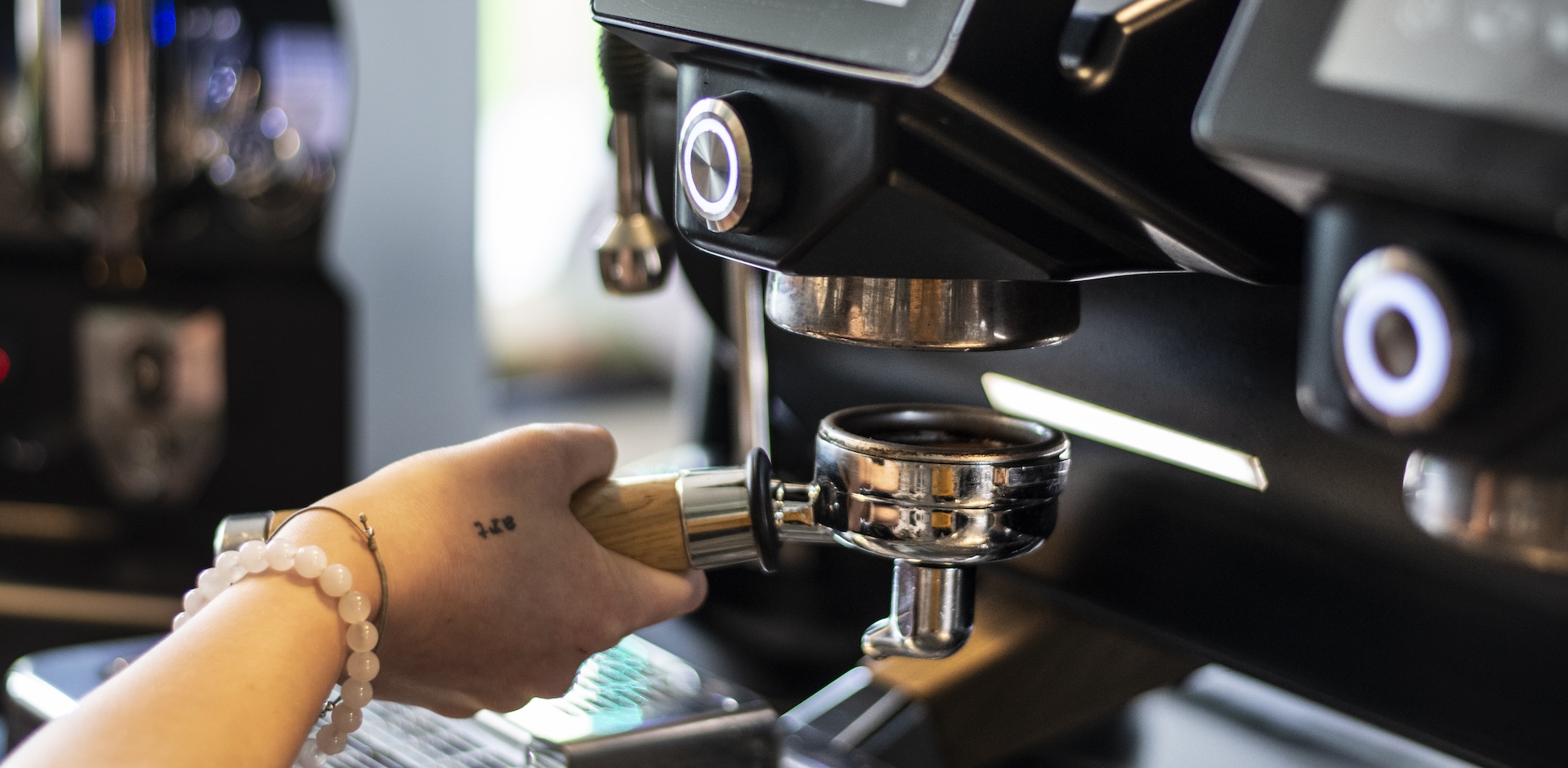 Příprava_espresso_03