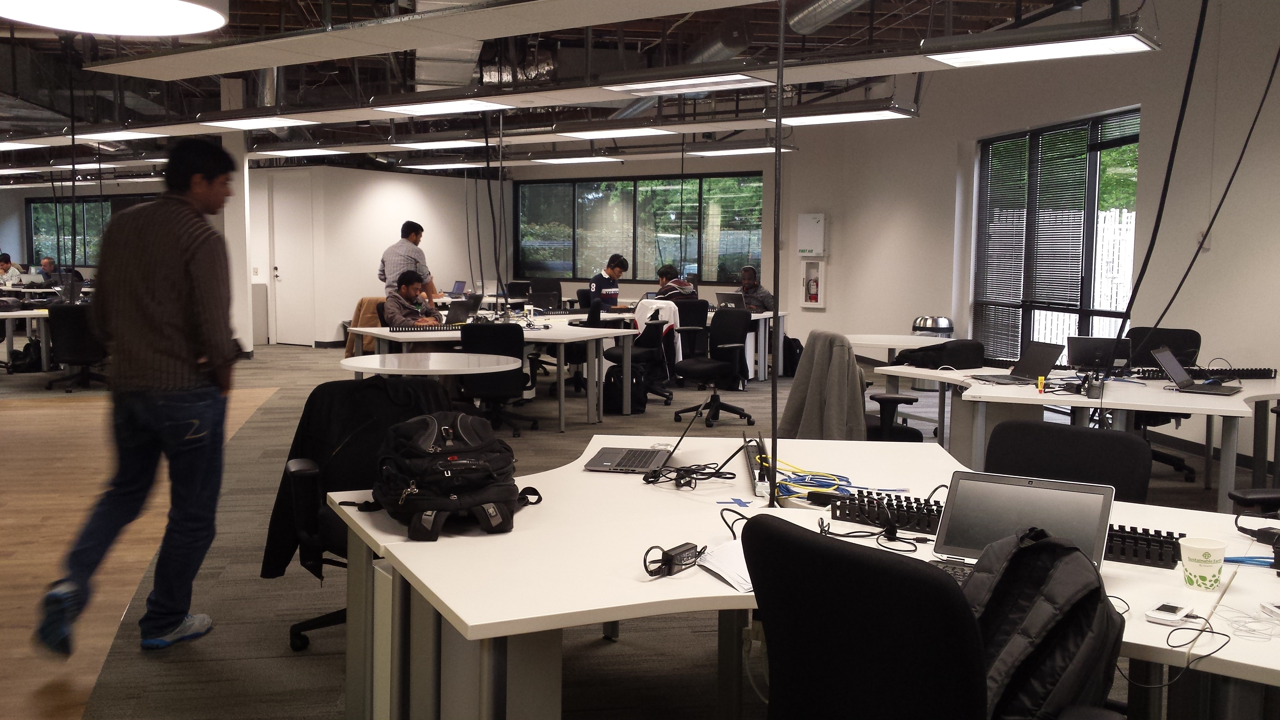 Češi a open space, jak se nám pracuje v tzv. otevřených kancelářích?