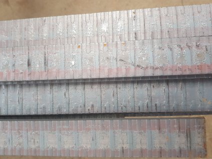 Madlo válcované po 2 stranách 40x8mm, 6000mm