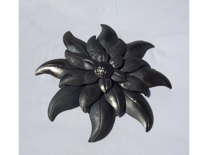 Kovaný květ velký, průměr 270 mm