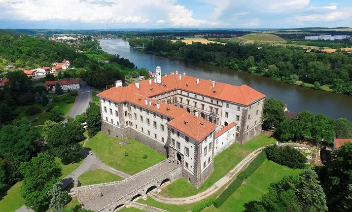 1696506743_651ea3778499b_714x430