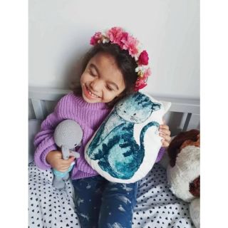 Kdo by chtěl sametový polštářek alias plyšáka (který ale nepouští chlupy! ☺👍jednoduše takového mazlíka (jojo, je to skoro...