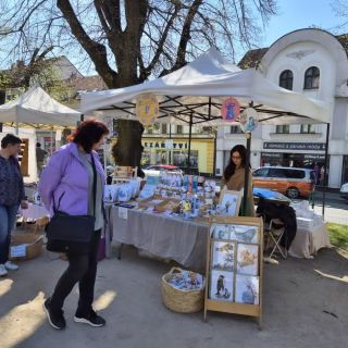 Kde se v nejbližší době potkáme? 🌹🙋🏽‍♀️ Vše vždy aktualizuji na eshopu na stránkách www.artanddecobytsd.cz 🫶🏽 Nicméně tady...