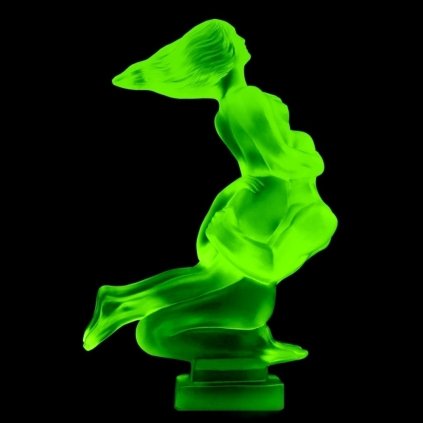 uranium glass hood ornament lovers Art Deco car mascot by H. Hoffmann