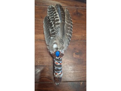 Pierkový vejár na vydymovanie