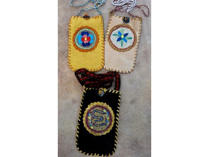 Kožená taštička vyšívaná